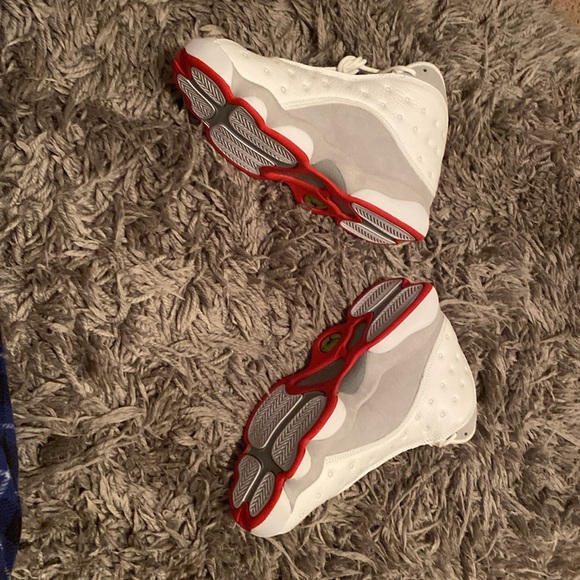 Jordan 13 ‘Wolf Grey’ size 8.5 in men’s - Picture 2 of 4